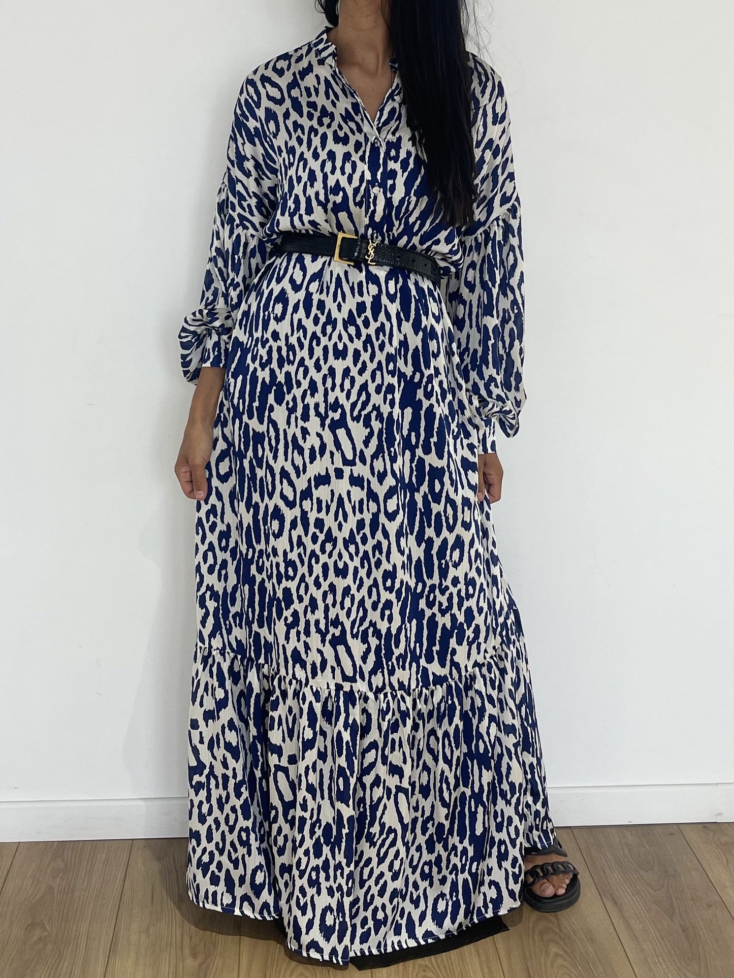 Robe maxi élégante à motif léopard bleu avec ceinture