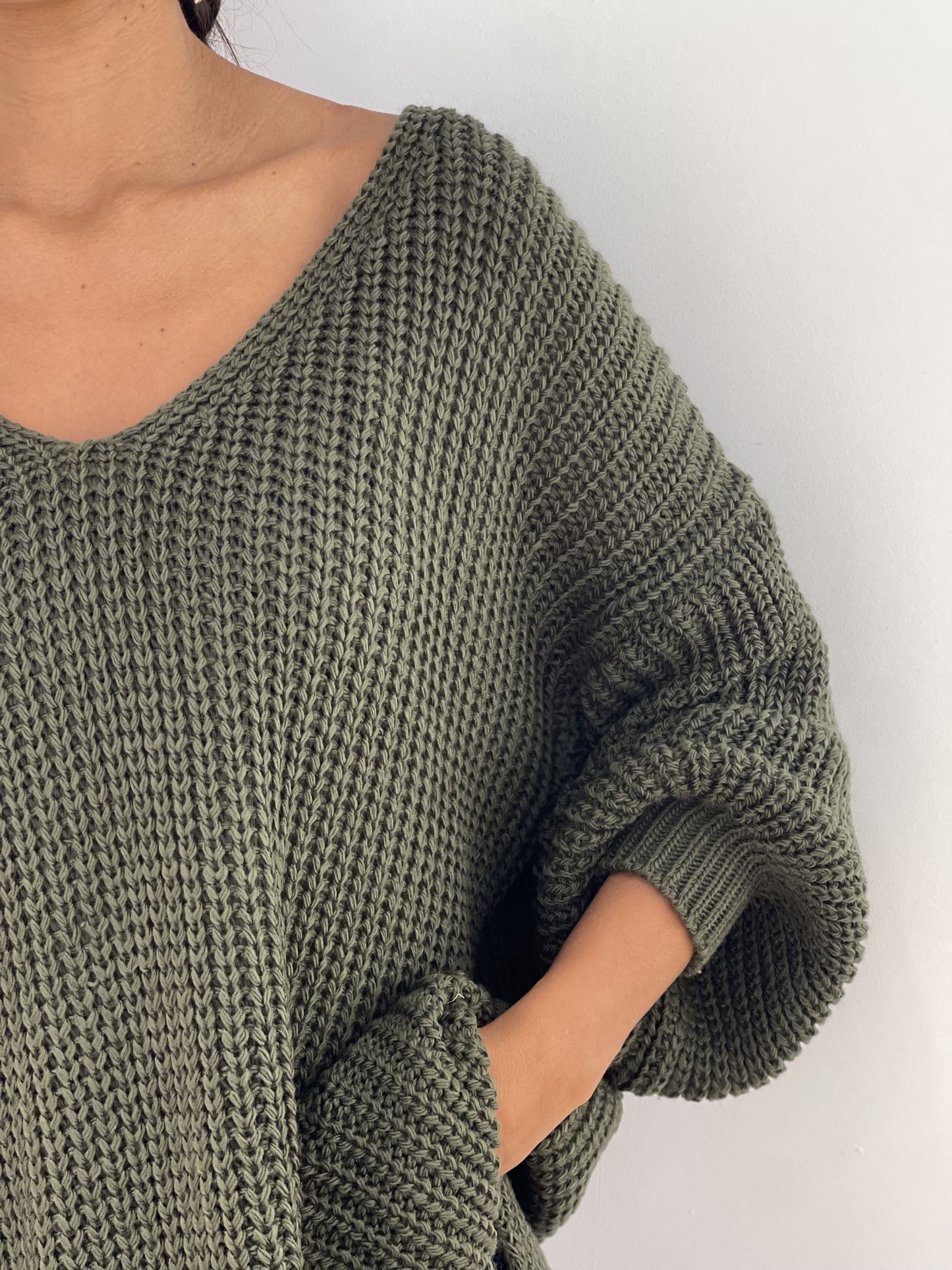 Pull olive en maille épaisse avec coupe décontractée